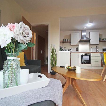 Canal Side Apartment In Chester Exteriér fotografie