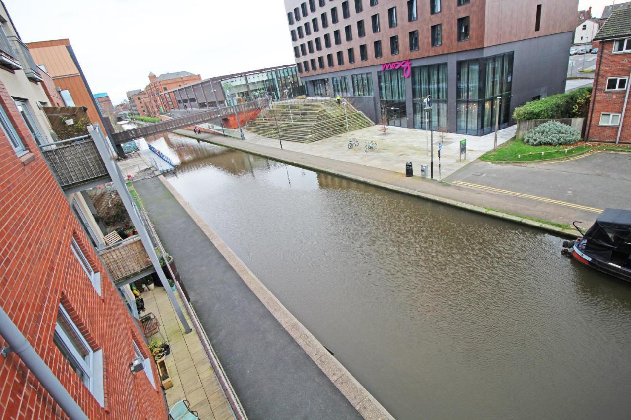 Canal Side Apartment In Chester Exteriér fotografie